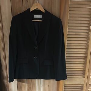 Tahari Black Tailored Blazer with Notched Lapel